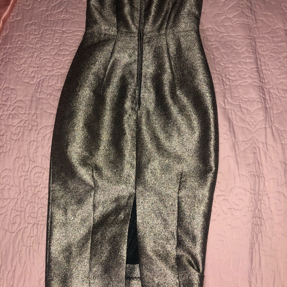 Dress - Picture 2 of 3